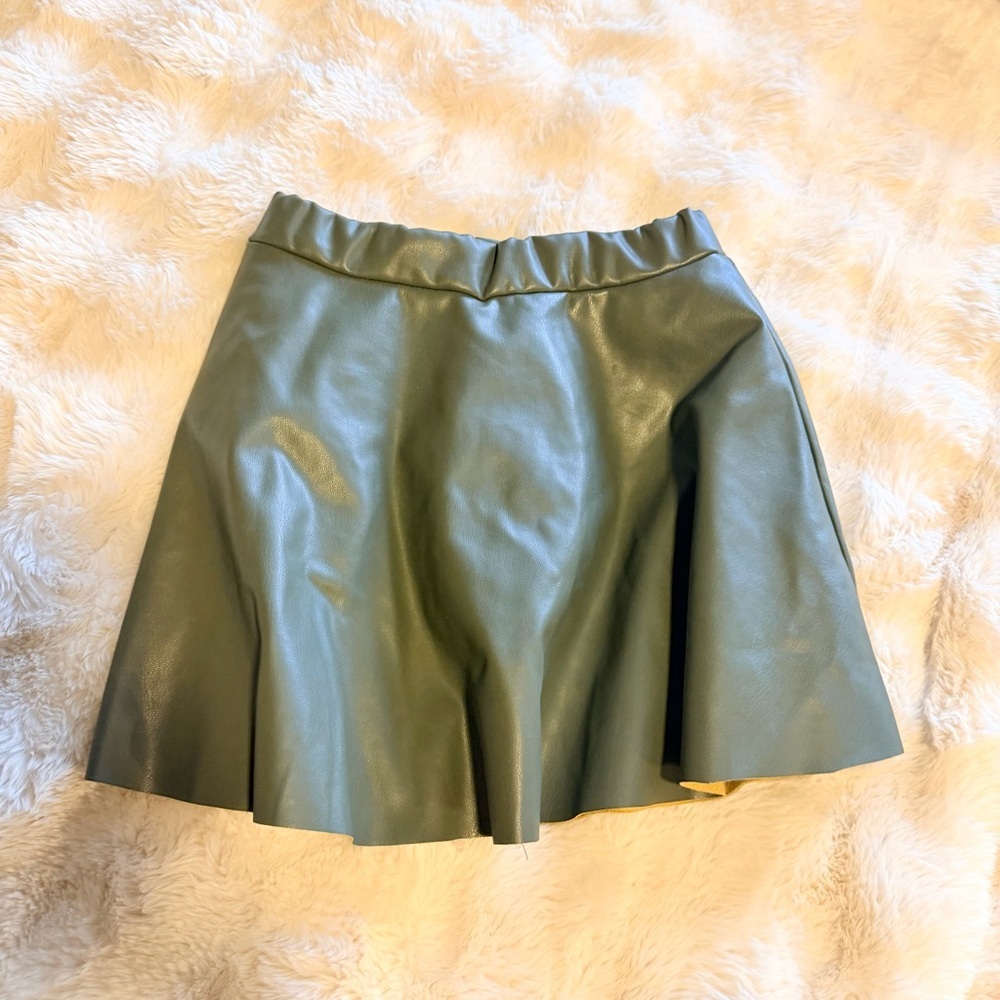 H&M Green Faux Leather Skater Skirt